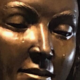 Mistério da estátua católica que chora azeite.