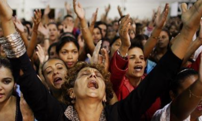 Evangélicos estão mais insatisfeitos com o Brasil que os católicos.